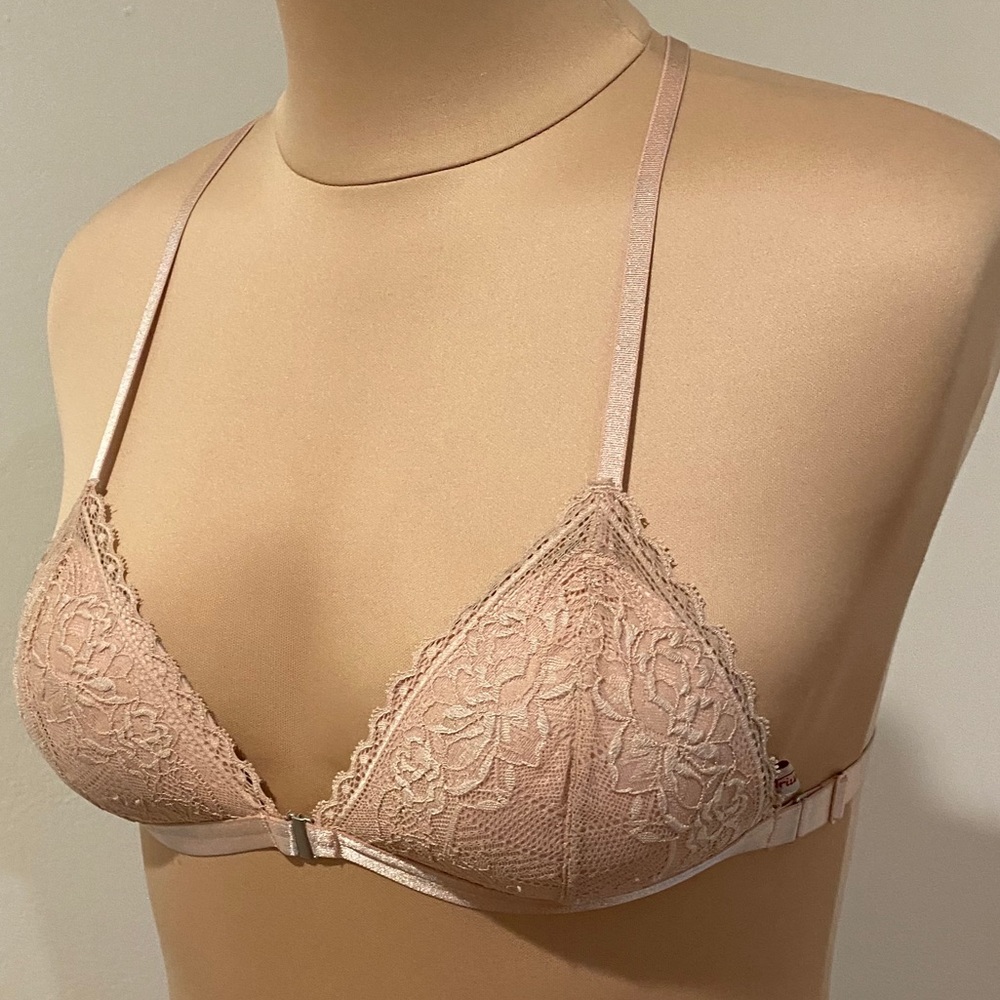 Triumph Darling Lace Front Closure Bra